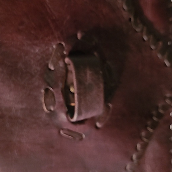 Genuine Leather Brown Flap Crossbody Bag Made In Morocco Natural Horn Pendant - Picture 8 of 16